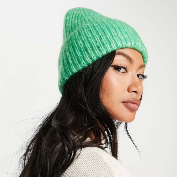 & Other Stories Bright Green Knit Beanie Wool Mix - Picture 2 of 6